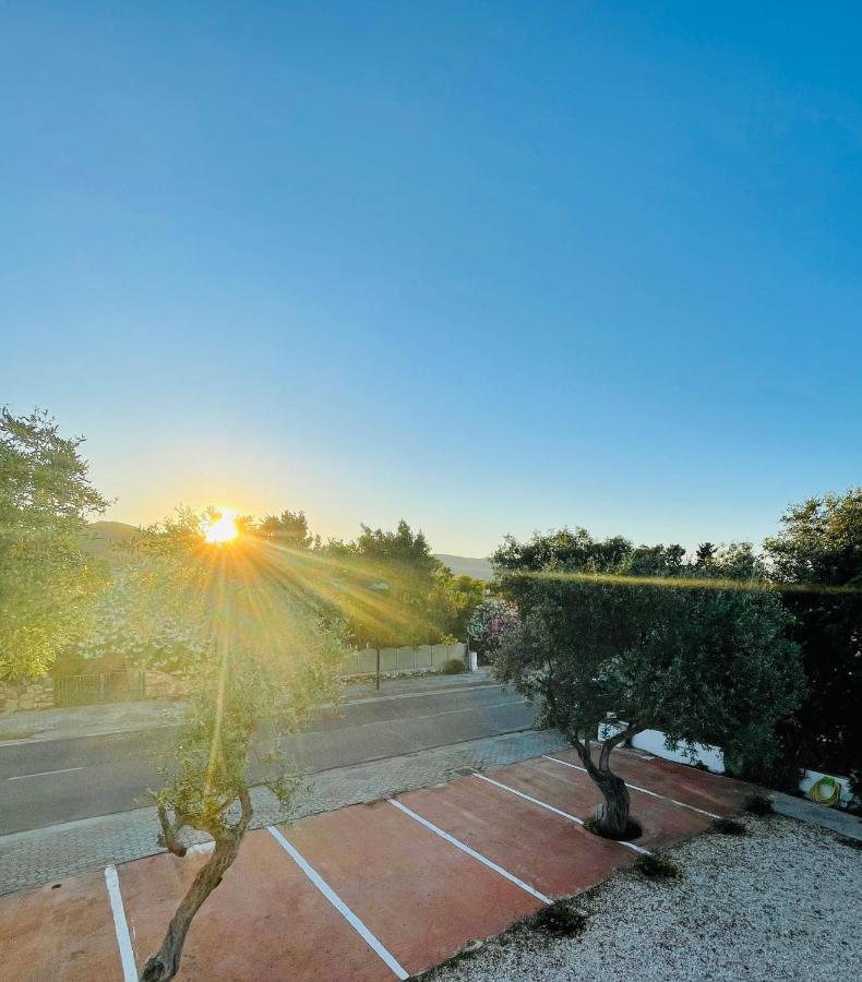 Chrisso Rooms Affittacamere San Teodoro  Dış mekan fotoğraf